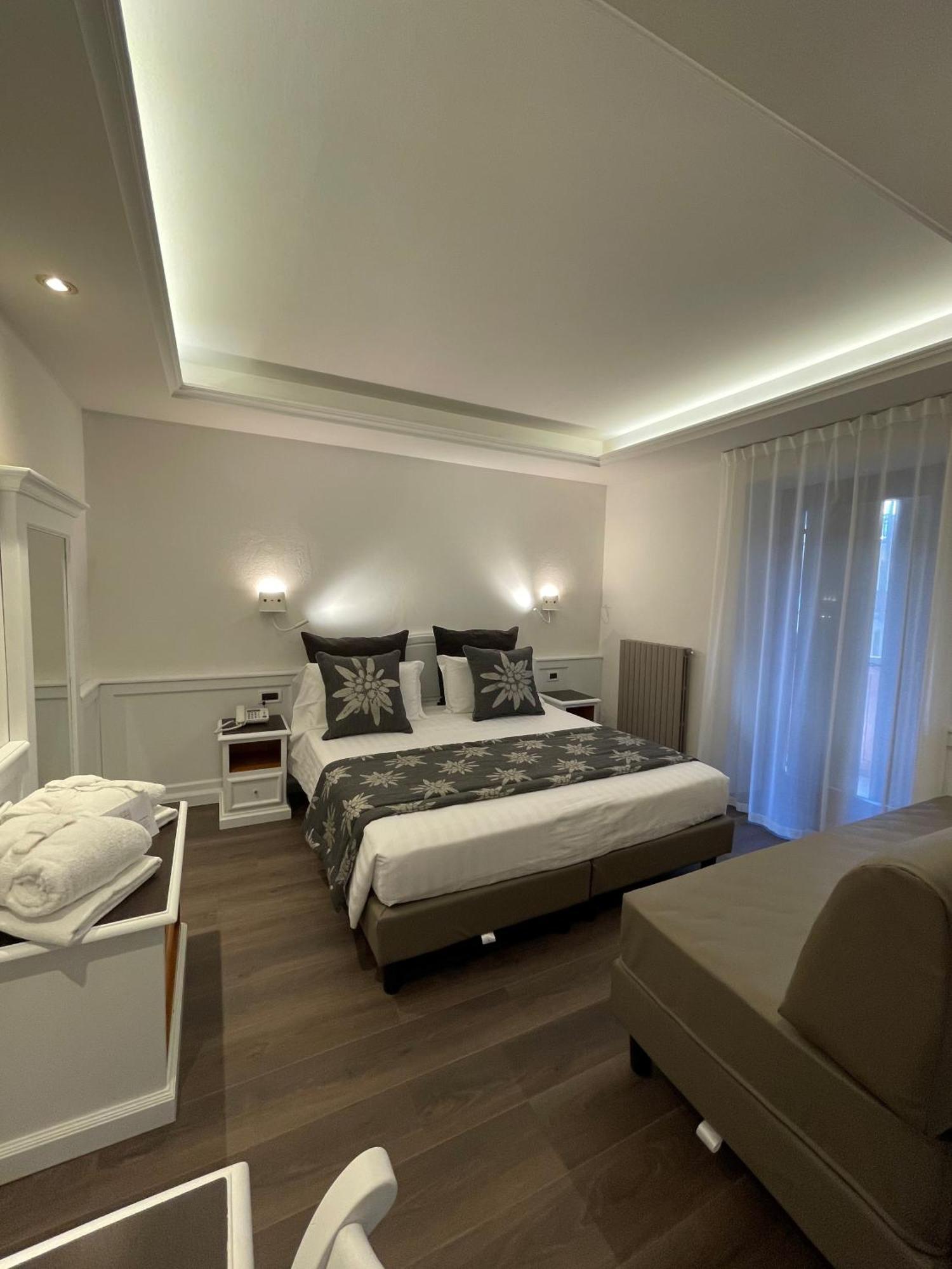 Hotel Isolabella Wellness Fiera Di Primiero Eksteriør billede