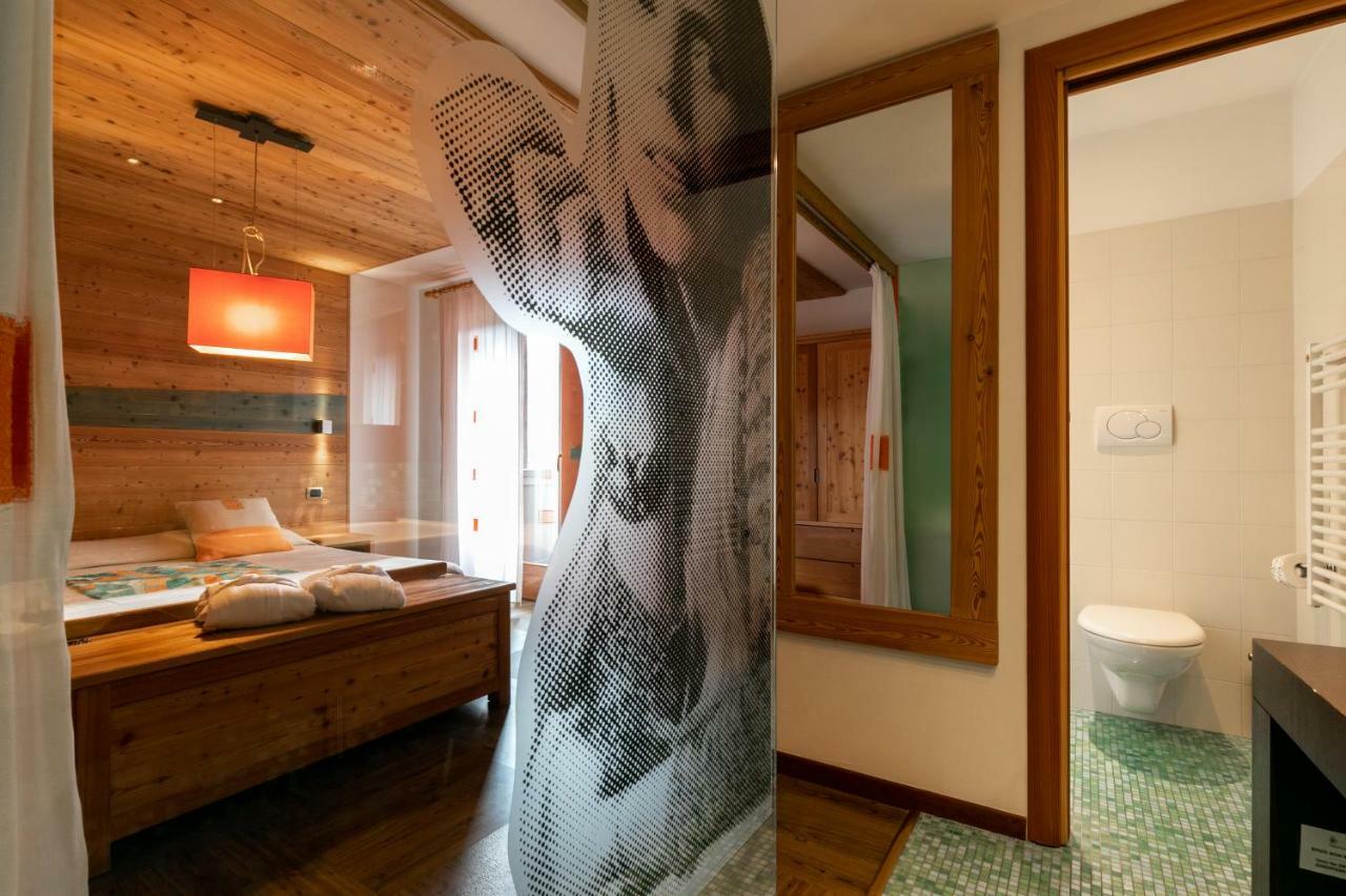 Hotel Isolabella Wellness Fiera Di Primiero Eksteriør billede